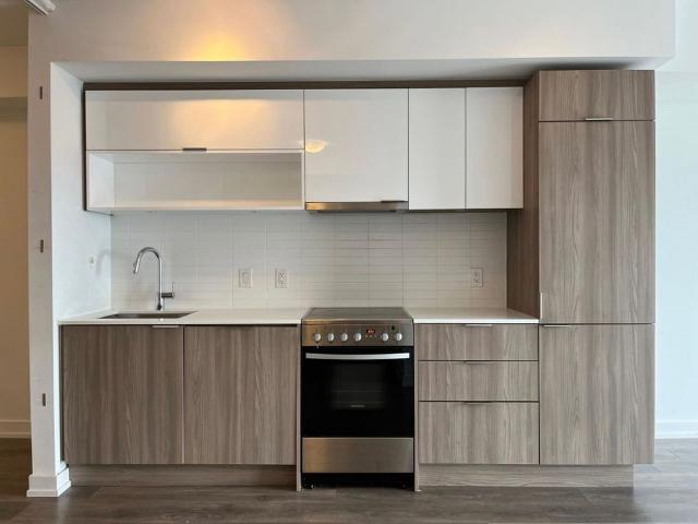 For Lease 159 Wellesley Street Unit# 1706, Toronto, Ontario