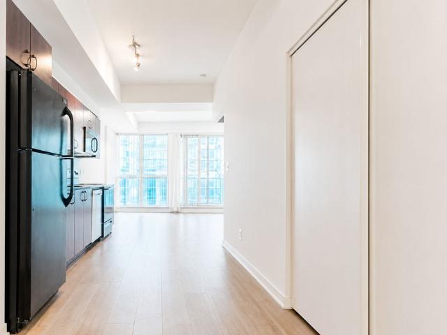 For Lease 150 East Liberty Street Unit# 1105, Toronto, Ontario