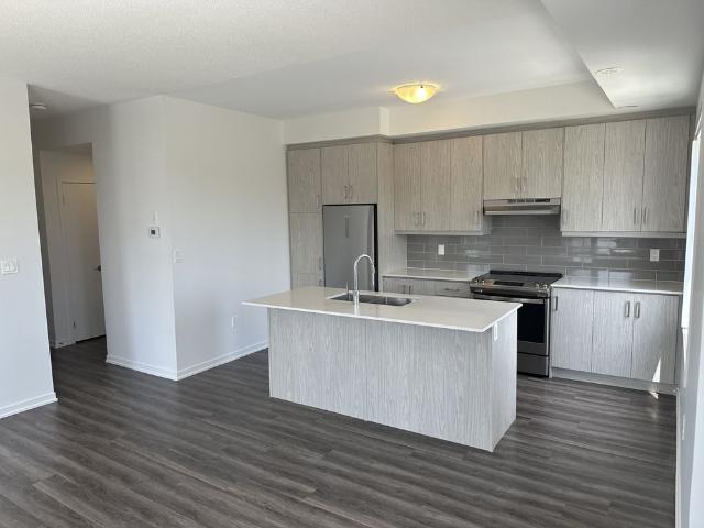 For Lease 150 Honeycrisp Crescent Unit# 269, Vaughan, Ontario