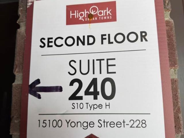 For Lease 15100 Yonge Street Unit# 228, Aurora, Ontario