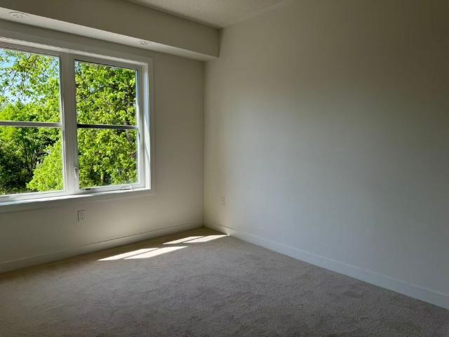 For Lease 15100 Yonge Street Unit# 228, Aurora, Ontario