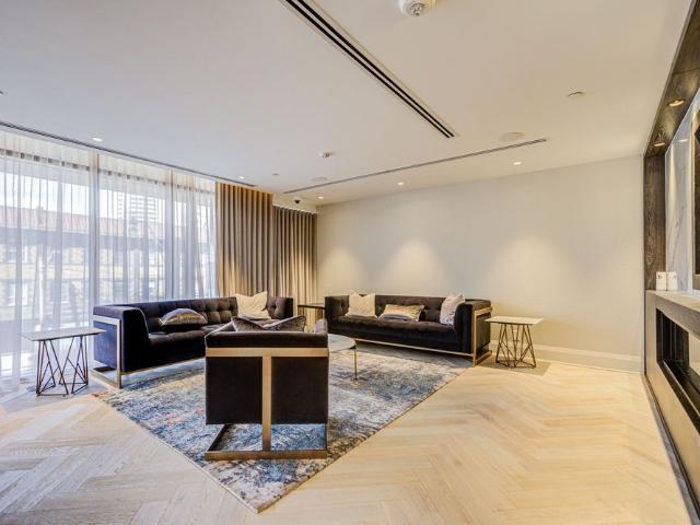 For Lease 151 Avenue Road Unit# 204, Toronto, Ontario
