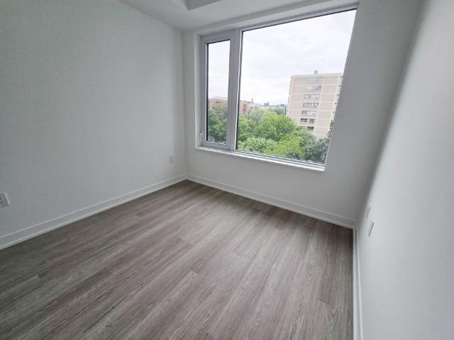For Lease 151 David Salomon Drive Unit# 510, Toronto, Ontario