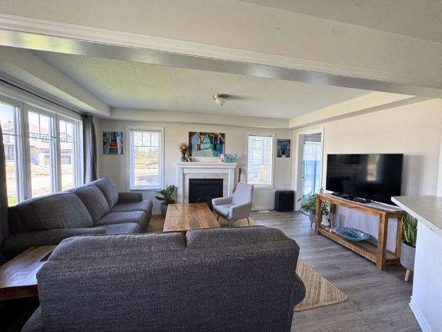 For Lease 153 Cranesbill Road, Kanata, Ontario
