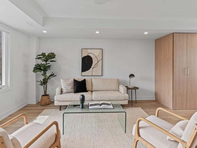 For Lease 15 Acorn Avenue Unit# Unit 3, Toronto, Ontario