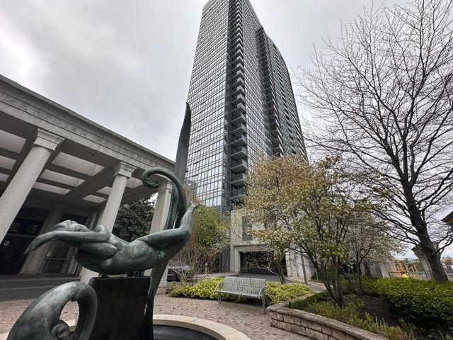 For Lease 15 Greenview Avenue Unit# 1111, Toronto, Ontario