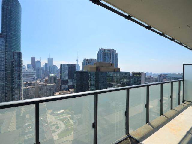 For Lease 15 Grenville Street Unit# 3601, Toronto, Ontario