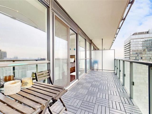 For Lease 15 Grenville Street Unit# 3706, Toronto, Ontario