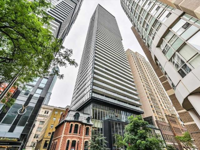 For Lease 15 Grenville Street Unit# 3708, Toronto, Ontario