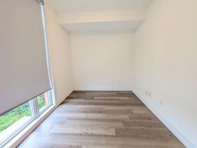 For Lease 15 David Eyer Road Unit# 1418, Richmond Hill, Ontario