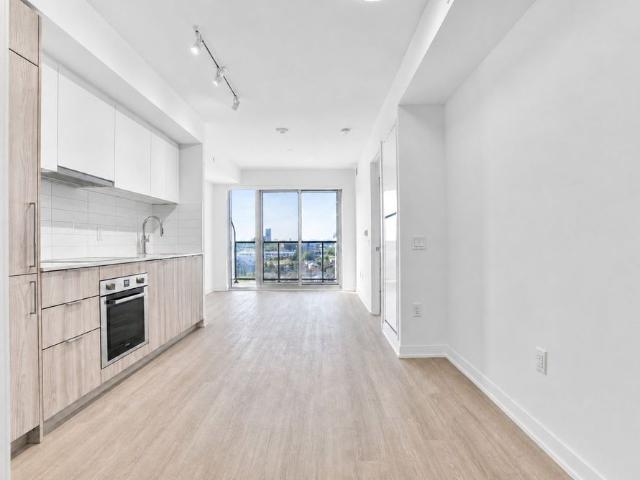 For Lease 15 David Salomon Drive Unit# 1503, Toronto, Ontario
