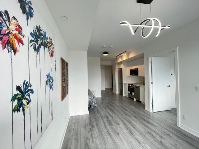 For Lease 15 Ellerslie Avenue Unit# 806, Toronto, Ontario