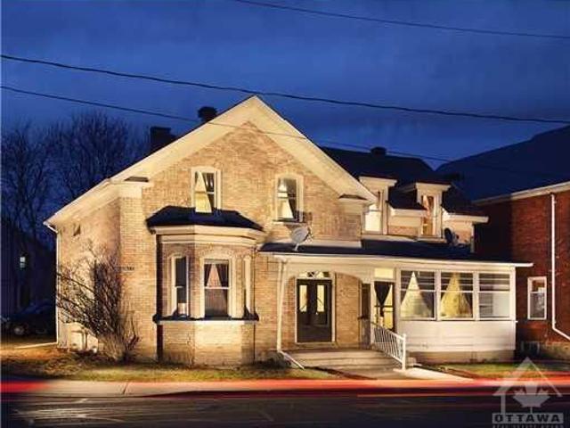 For Lease 15 ELMSLEY ST N Street, Smiths Falls, Ontario