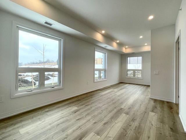 For Lease 15 Kneeshaw Drive Unit# 102, Barrie, Ontario