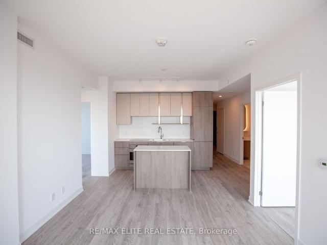 For Lease 15 Holmes Avenue Unit# 1704, Toronto, Ontario