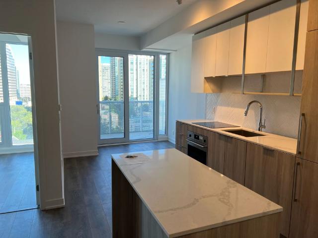 For Lease 15 Holmes Avenue Unit# 905, Toronto, Ontario
