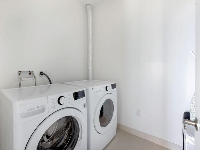 For Lease 15 Lower Jarvis Street Unit# 4502, Toronto, Ontario