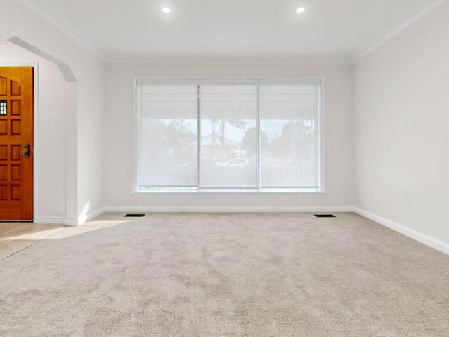 For Lease 15 Maretta Avenue Unit# Upper, Toronto, Ontario