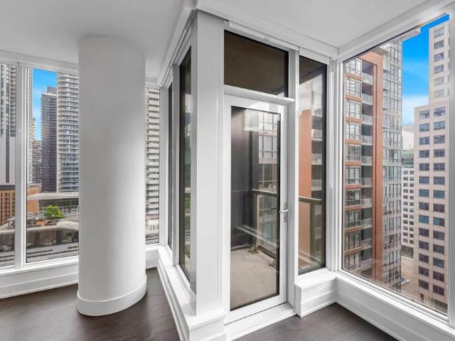For Lease 15 Mercer Street Unit# 1506, Toronto, Ontario