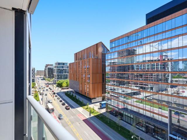 For Lease 15 Richardson Street Unit# 818, Toronto, Ontario