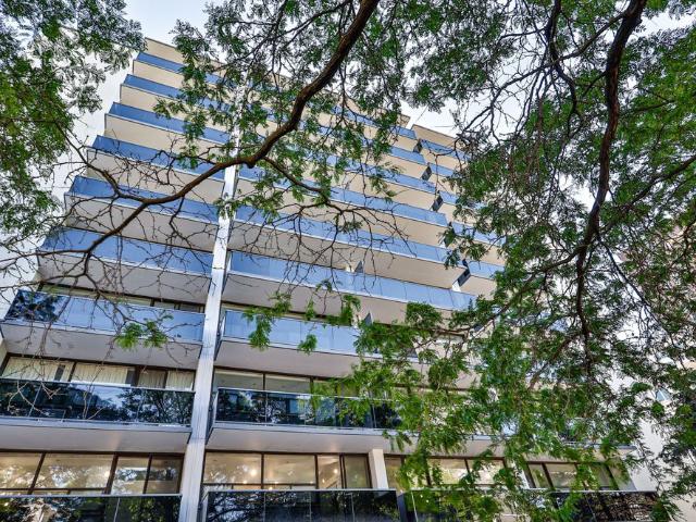 For Lease 15 Walmer Road Unit# 203, Toronto, Ontario