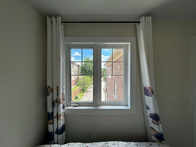 For Lease 15 Wildflower Way Unit# Unit AA, 2nd Floor, Toronto, Ontario