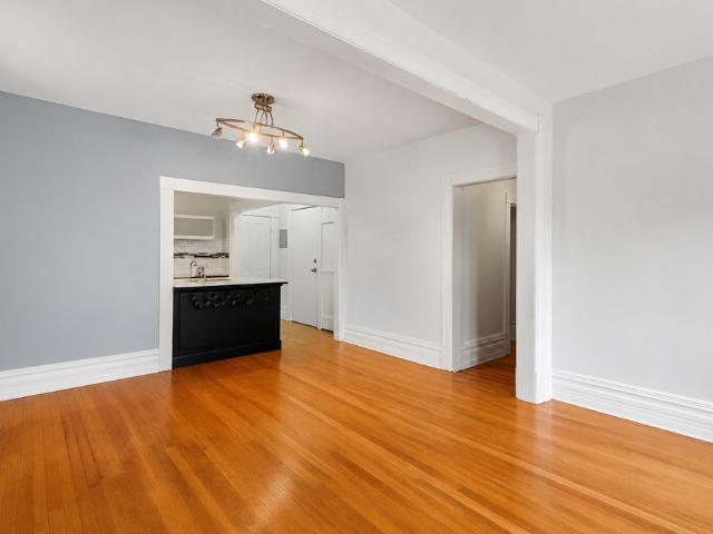 For Lease 164 BRUYERE Street Unit# 1, Lower Town Sandy Hill, Ontario