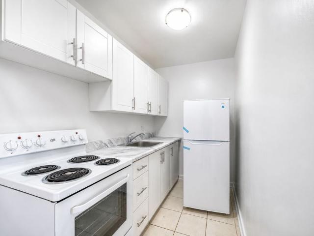 For Lease 165 Cosburn Avenue Unit# 615, Toronto, Ontario