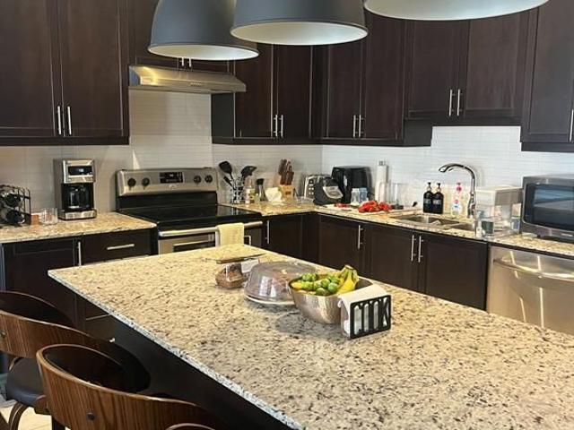For Lease 165 Hampshire Way Unit# 64, Milton, Ontario