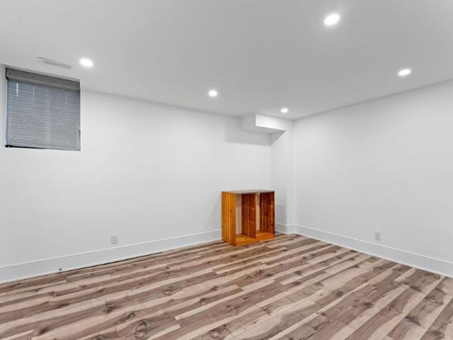 For Lease 1670 Caverly Court, Mississauga, Ontario