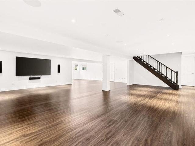 For Lease 1670 MEDAD SPRINGS Court, Burlington, Ontario