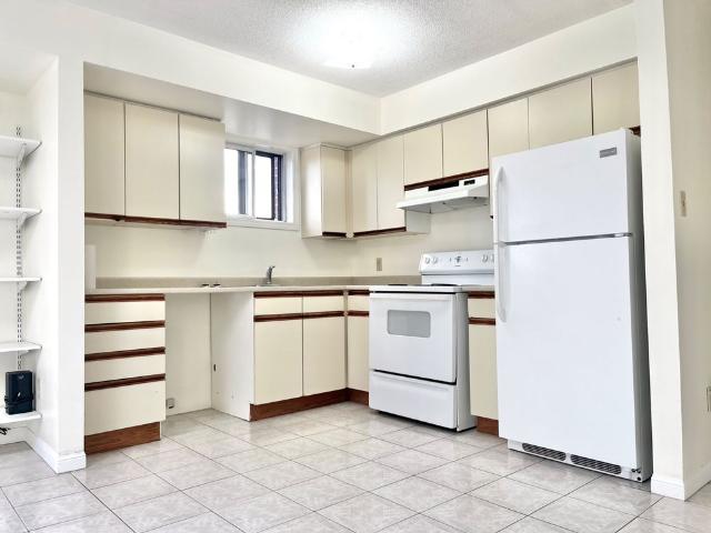 For Lease 1686 St Clair Avenue Unit# 3A, Toronto, Ontario