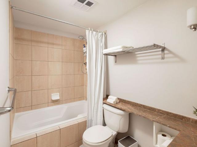 For Lease 168 King Street Unit# 614, Toronto, Ontario