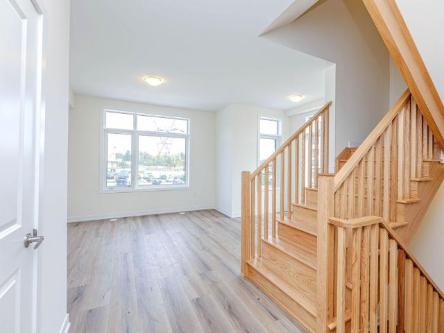 For Lease 1695 Dersan Street Unit# 809, Pickering, Ontario
