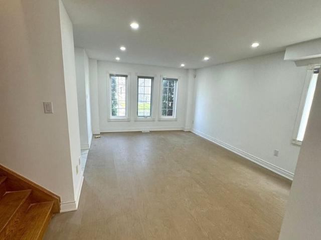 For Lease 169 Flagstone Way, Newmarket, Ontario