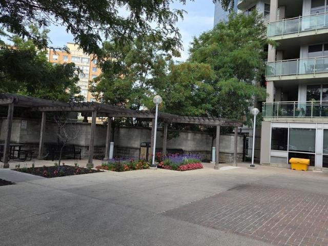 For Lease 1600 Keele Street Unit# 819, Toronto, Ontario