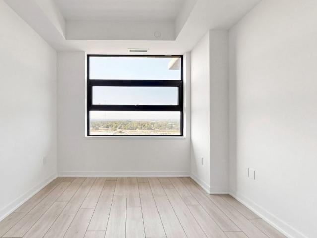 For Lease 1606 Charles Street Unit# 1707, Whitby, Ontario