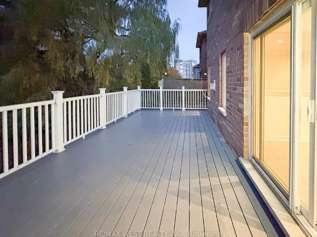 For Lease 160 Bob Yuill Drive, Toronto, Ontario