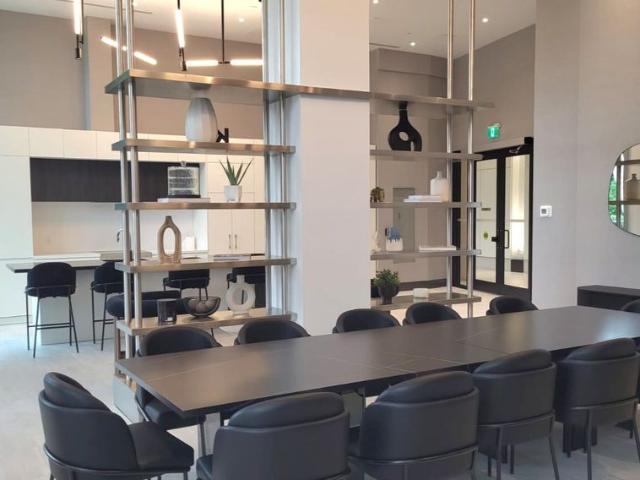 For Lease 160 Kingsway Crescent Unit# 418, Toronto, Ontario