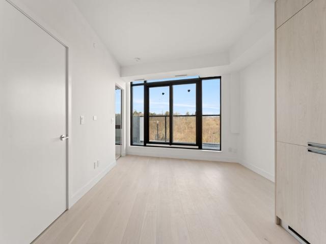 For Lease 160 Kingsway Crescent Unit# 412, Toronto, Ontario