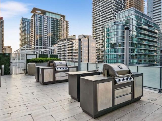 For Lease 161 Roehampton Avenue Unit# 3209, Toronto, Ontario