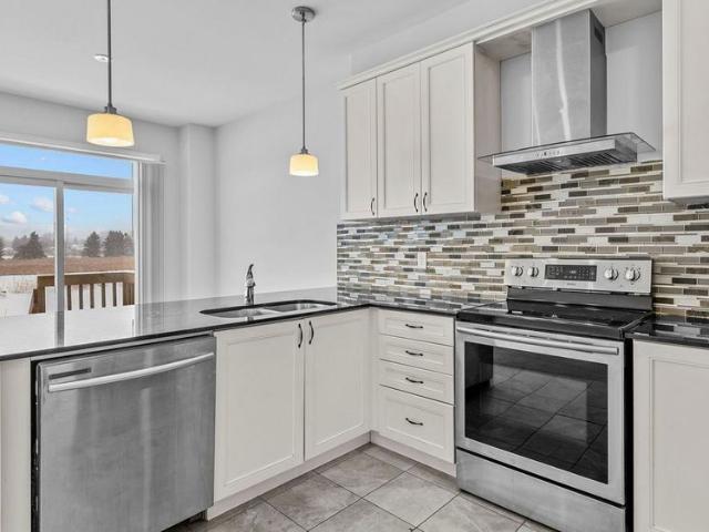 For Lease 163 Cranesbill Road, Kanata, Ontario