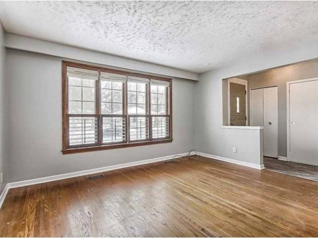 For Lease 16 Child Drive Unit# A, Aurora, Ontario