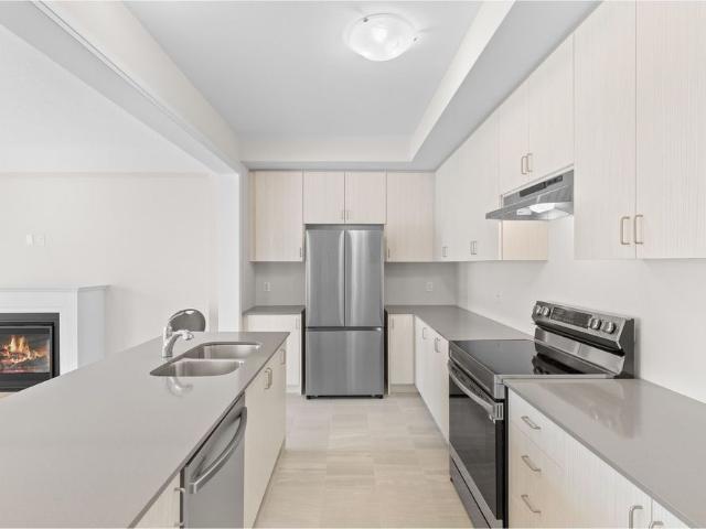 For Lease 16 Crossmore Crescent, Cambridge, Ontario
