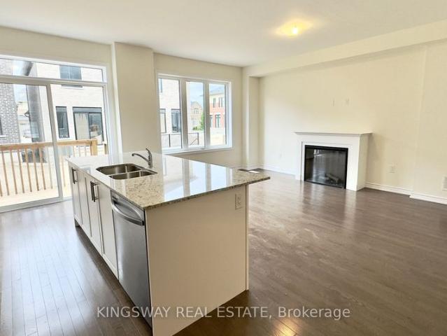 For Lease 16 Blick Crescent, Aurora, Ontario