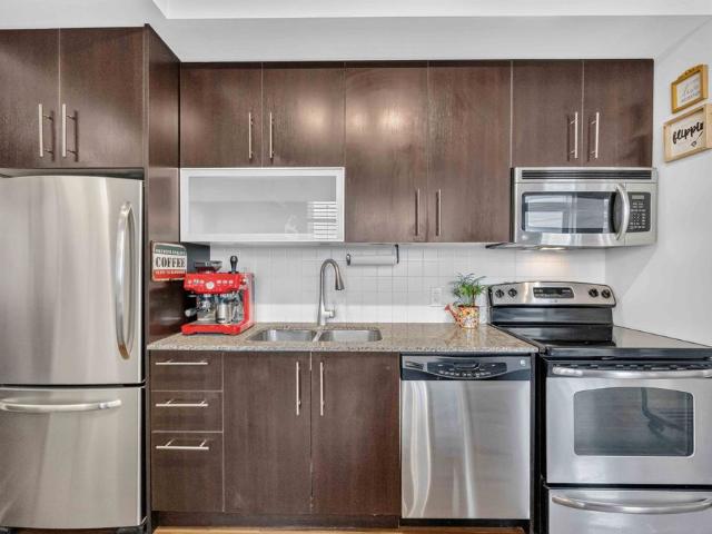 For Lease 16 Brookers Lane Unit# 403, Toronto, Ontario
