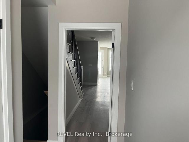 For Lease 16 KEYSTONE Trail, Welland, Ontario