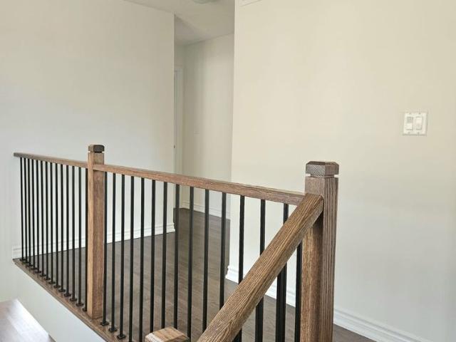 For Lease 16 WEST OAK Trail, Barrie, Ontario
