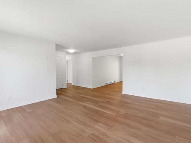 For Lease 176 Nassau Street Unit# 1, Oshawa, Ontario
