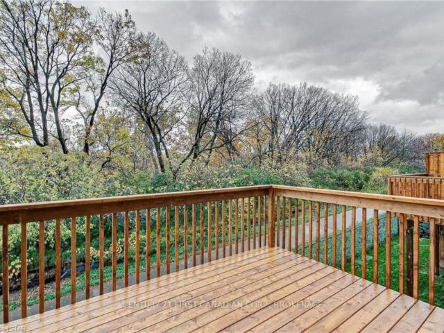For Lease 177 Edgevalley Road Unit# 88, London East, Ontario